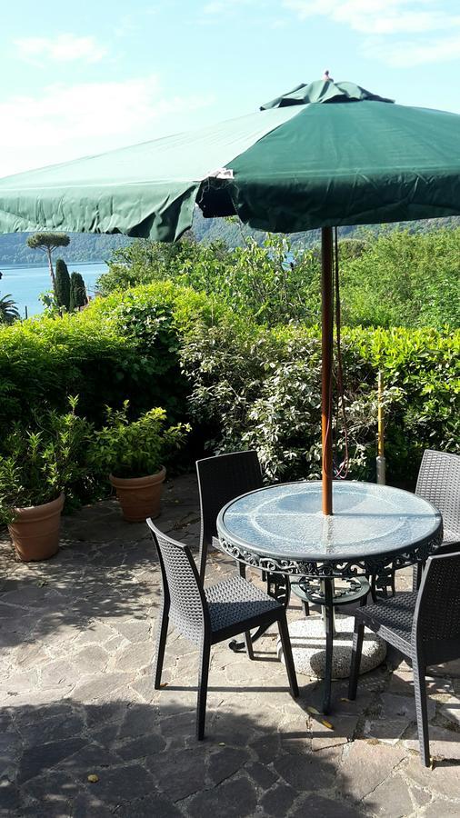 Bed&Breakfast "Fiorella" Sul Lago Кастель-Гандольфо Екстер'єр фото